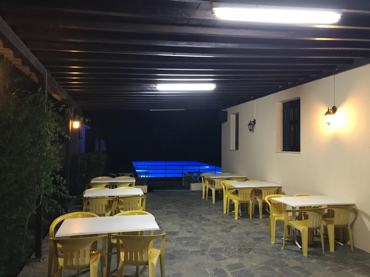 Camping & Bungalows Castle View Mystras Exterior photo