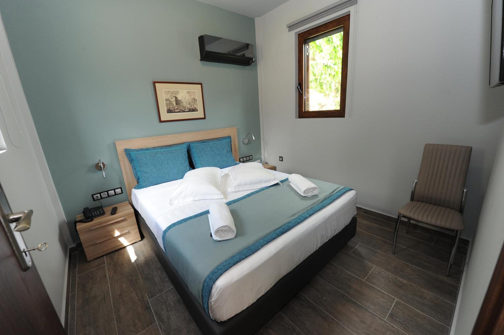 Camping & Bungalows Castle View Mystras Exterior photo