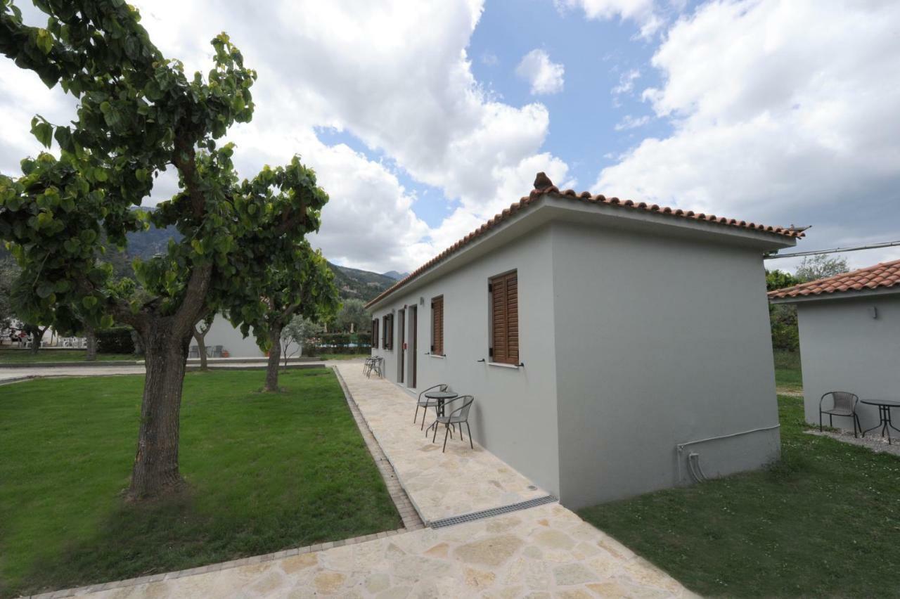 Camping & Bungalows Castle View Mystras Exterior photo