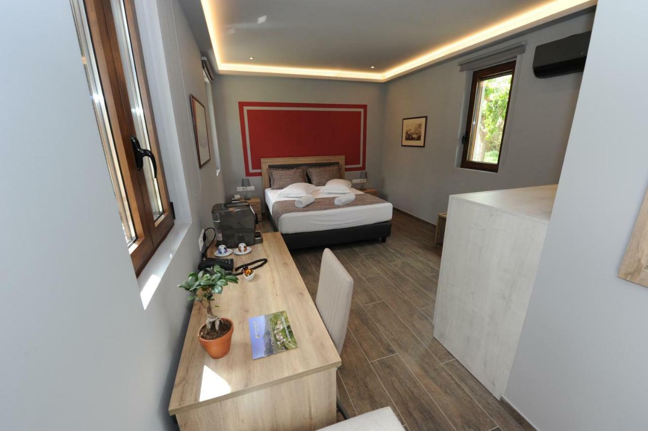 Camping & Bungalows Castle View Mystras Exterior photo